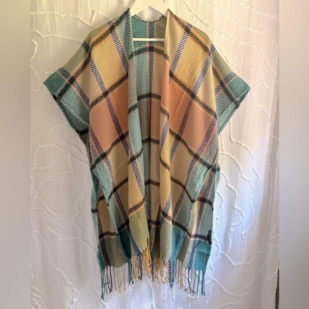 Do Everything In Love Plaid Ruana Wrap Poncho Teal Peach Fringe One Size Boho